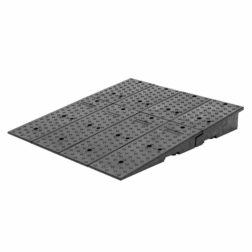 Guardian 20CR44911 Rubber Full-Width Wedge Shipping Container Ramps - 49in x 44in