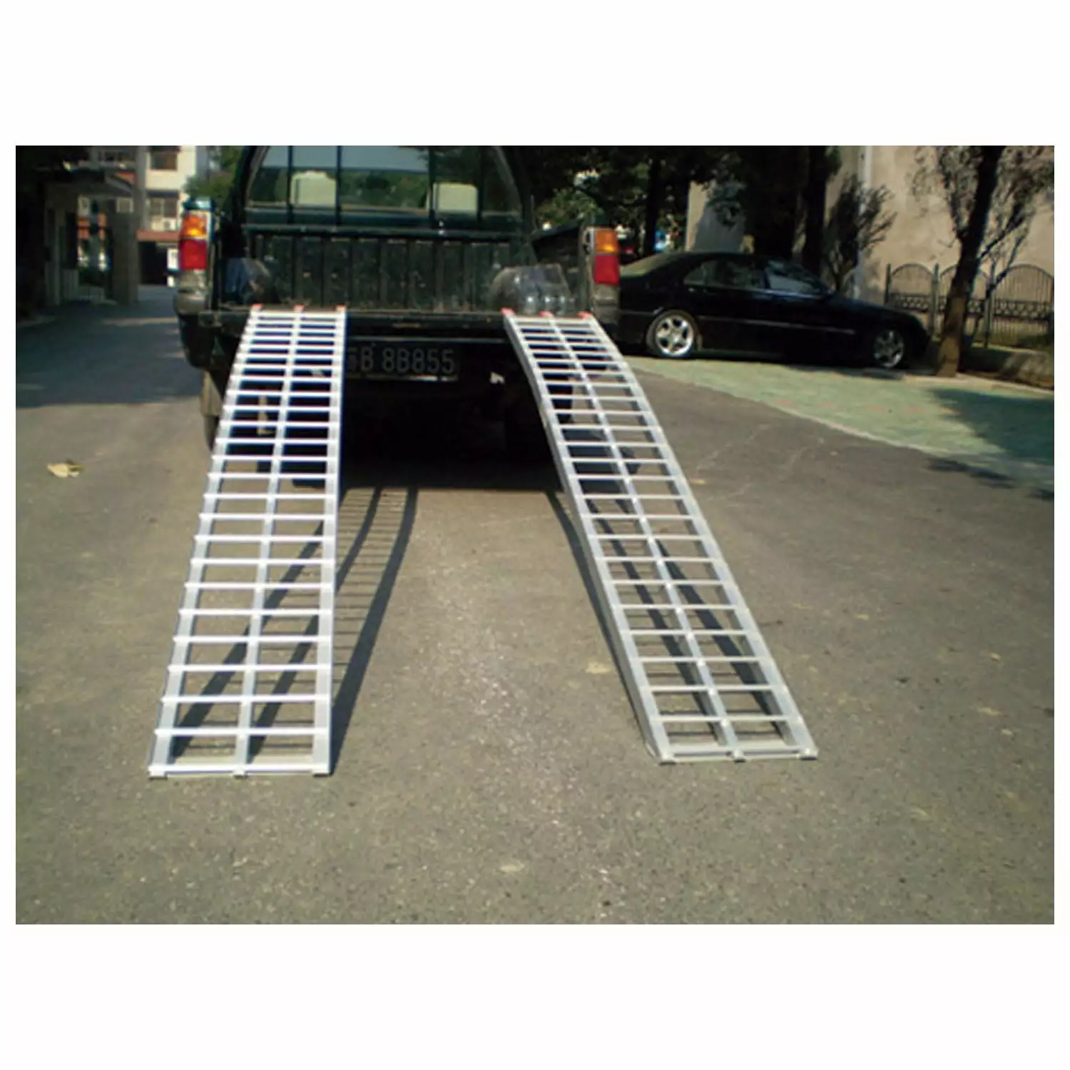 HQ POWERSPORTS AR04M 7' Aluminum Arched Ramp (12' x 88)