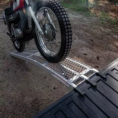 Single Folding XL Aluminum Truck. UTV/ATV. Motorcycle Loading Arch Ramp. 750lb Capacity