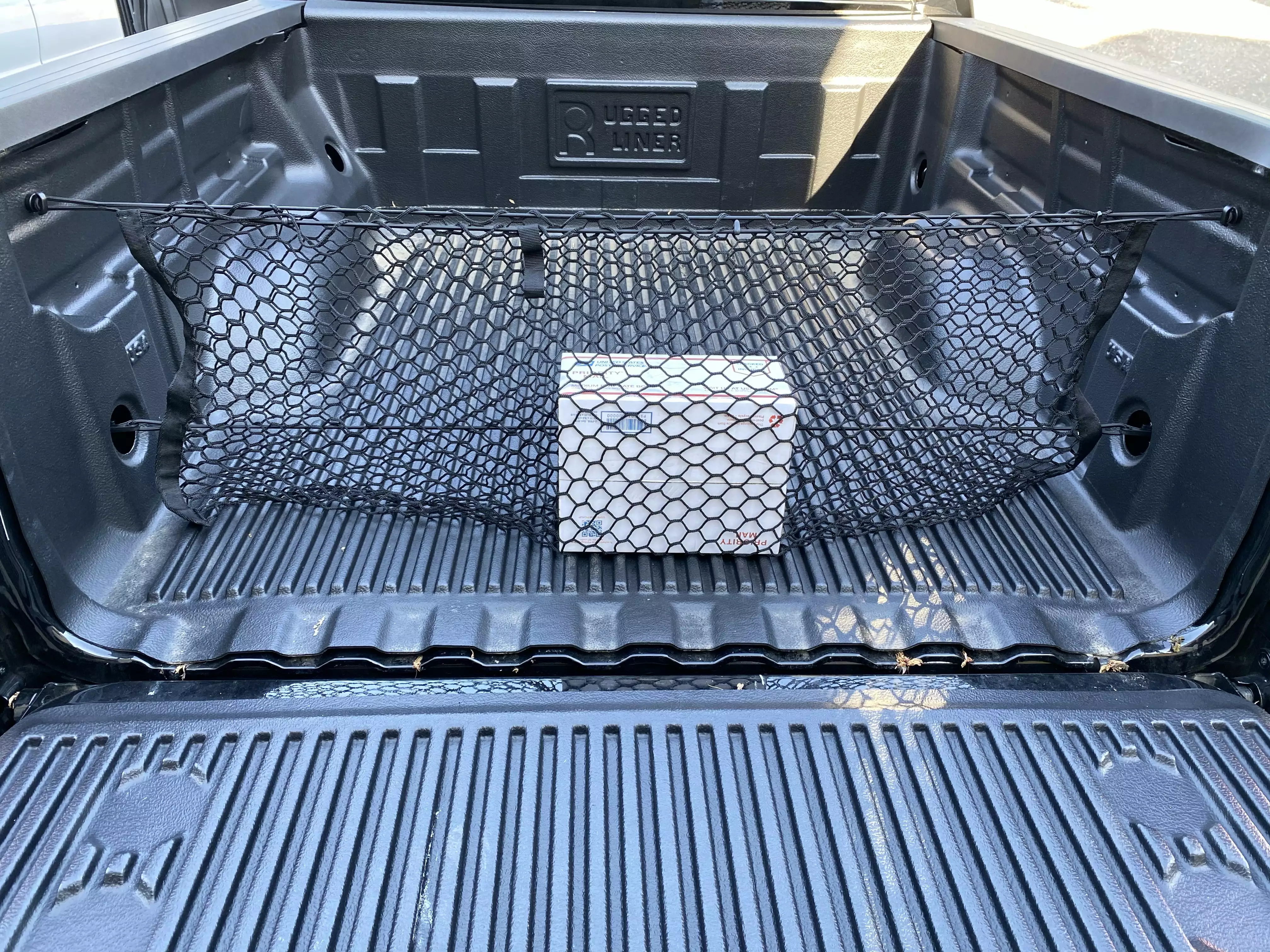 Truck Bed Envelope Style Trunk Mesh Cargo Net for Dodge Ram 1500 2019 2020 2021 2022 New